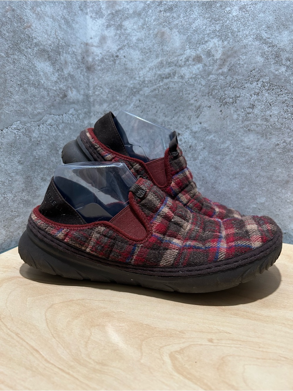 Merrell hut mix slippers women’s size 9